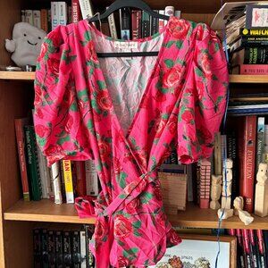 Flying Tomato Size Large Pink Short Sleeve Wrap Blouse with Red Roses